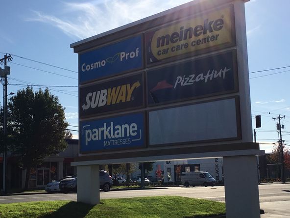 Retail For Lease: 10729 SE 82nd Ave, Happy Valley, OR 97086